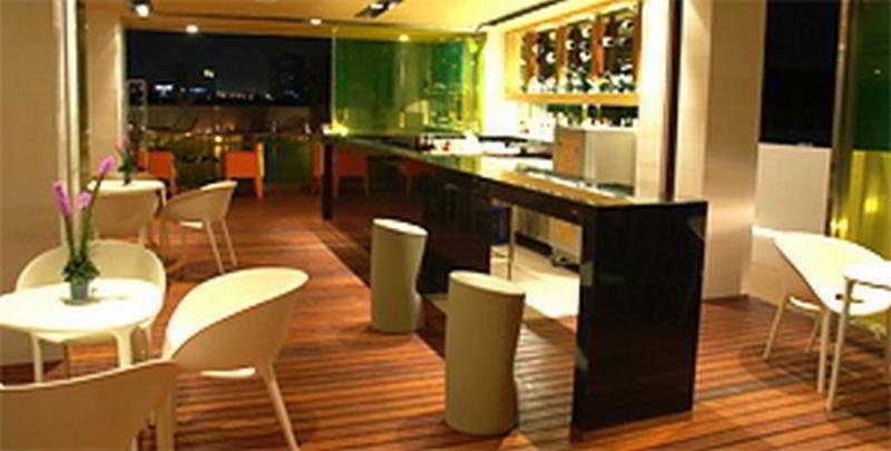 The Tivoli Hotel Bangkok Buitenkant foto