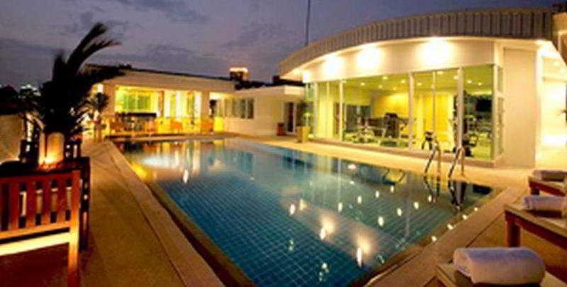 The Tivoli Hotel Bangkok Buitenkant foto